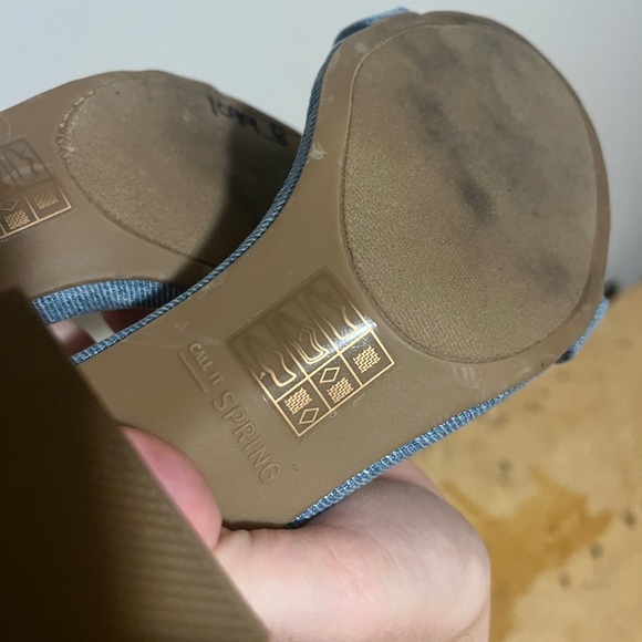 Call It Spring Light Blue Denim Heels size 8.5 - Picture 6 of 7